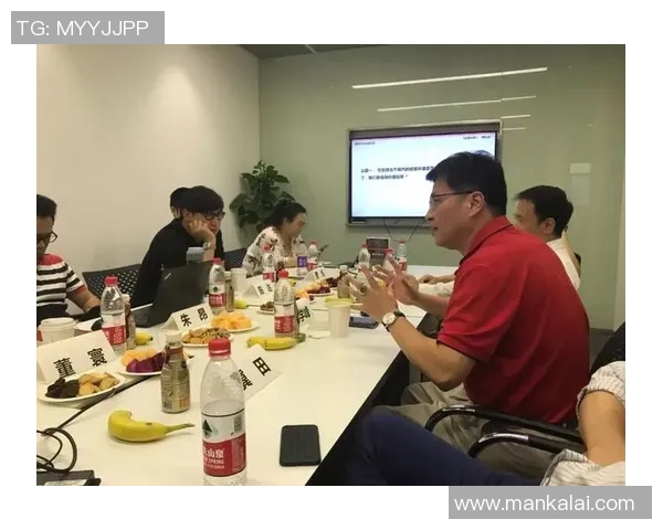 杭州羽毛球队在锦标赛中的团队协作表现分析与点评