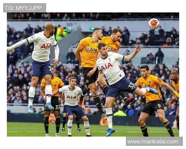 杭州足球队在冠军赛中的灵活性表现引发热议展现出强大竞争力与战术智慧